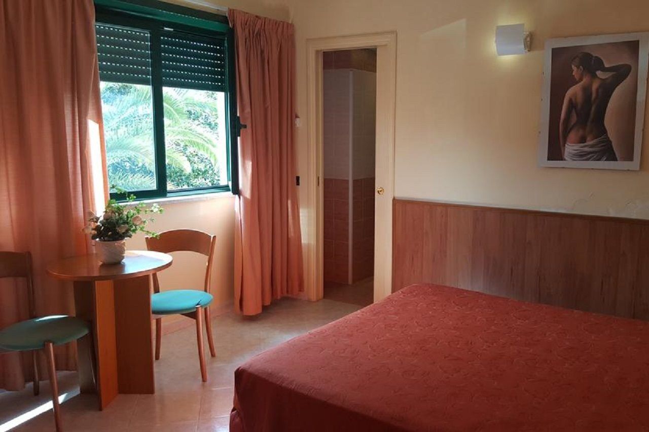 Hotel Laurence Rom Exteriör bild